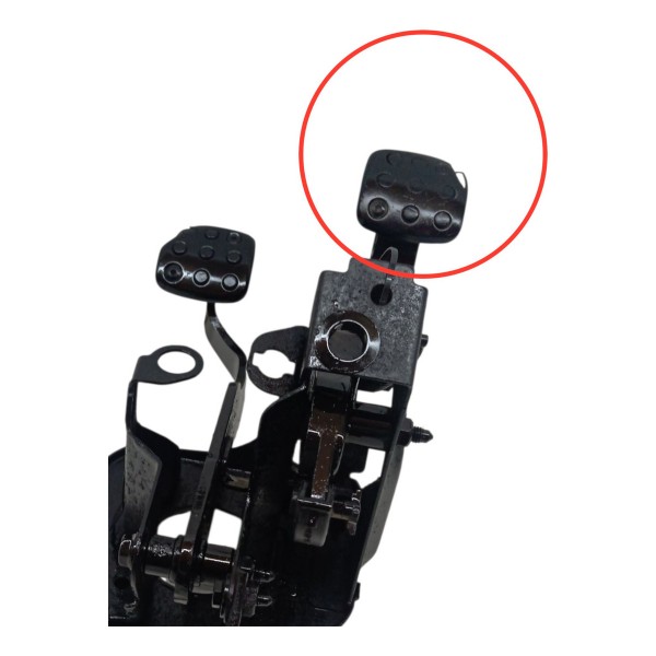 Pedaleira Pedal Freio Embreagem Peugeot 207 2007 Detalhe