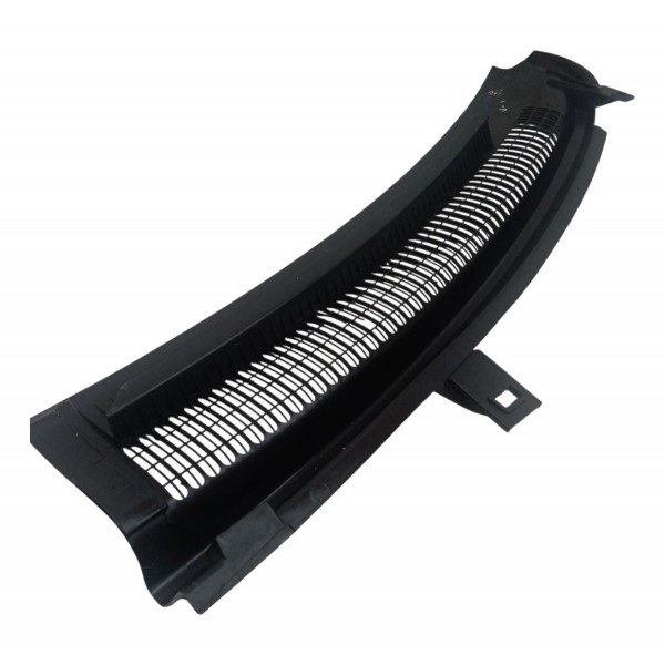 Grade Churrasqueira Direita Chevrolet Celta 2002 Detalhe