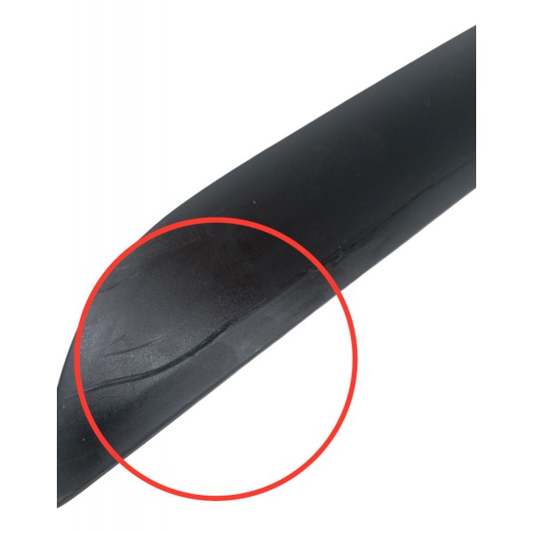 Friso Lateral Traseira Direito Chevrolet Celta 2002 Detalhe