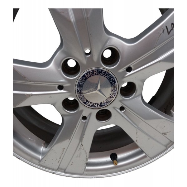 Roda Avulsa Aro 16 Mercedes Benz Amg B200 Detalhe