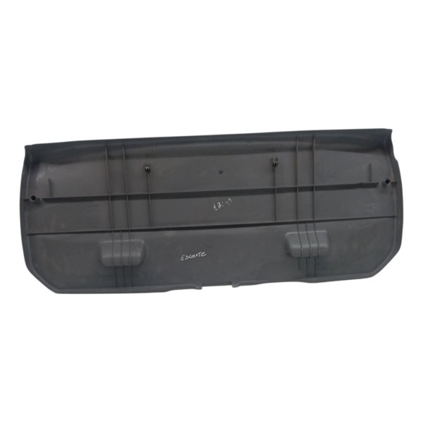 Acabamento Tampa Traseira Ford Escort 1997 1998 Detalhe