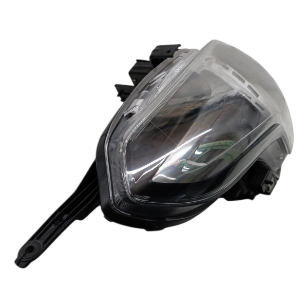 Farol Principal Direita Nissan Versa 1.6 2016 2017 2018 2019 Direito/passageiro