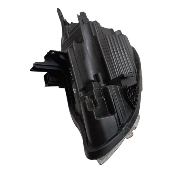 Farol Principal Direita Nissan Versa 1.6 2016 2017 2018 2019 Direito/passageiro