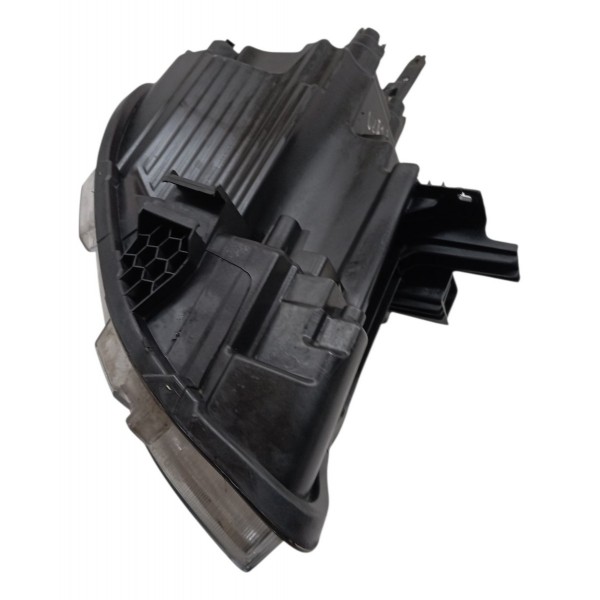 Farol Principal Esquerda Nissan Versa 1.6 2016 2018 Detalhe Esquerdo/motorista