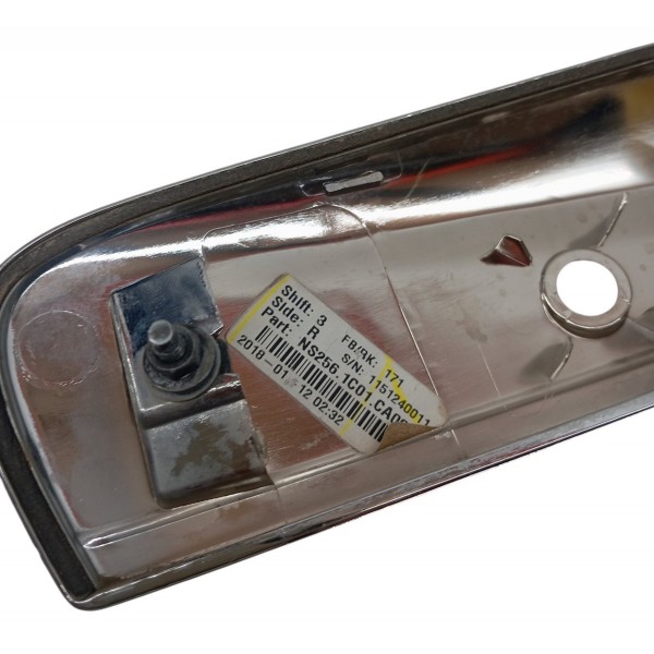 Friso Cromado Tampa Traseira Nissan Versa 1.6 2018 219 2020