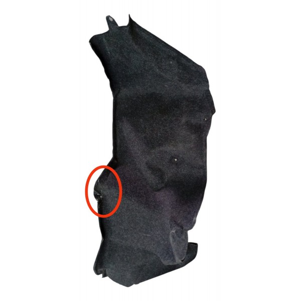 Forro Carpete Esquerdo Porta Malas Nissan Versa 2019 Detalhe