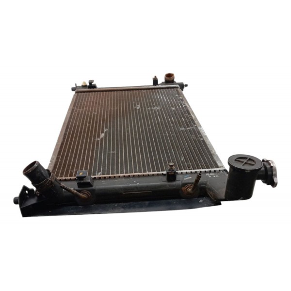 Radiador Toyota Corolla Fielder 1.8 2006 2007 2008 Detalhe