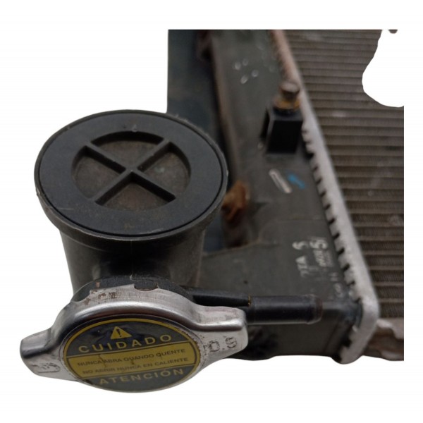 Radiador Toyota Corolla Fielder 1.8 2006 2007 2008 Detalhe