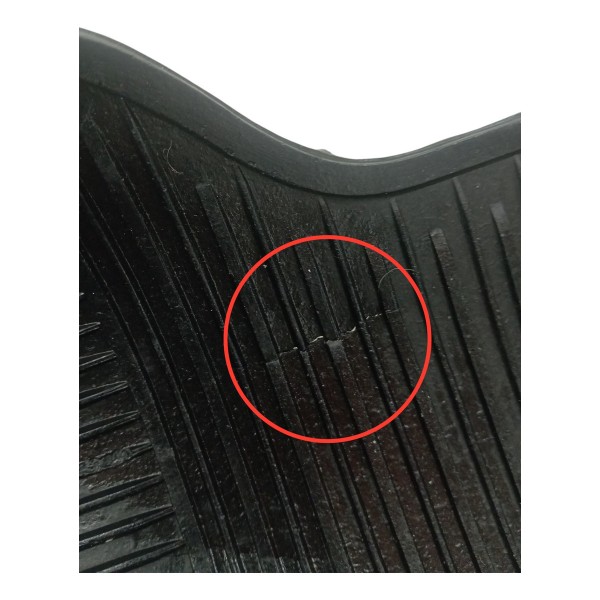 Jogo Tapete Dianteiro Original Gm Celta Prisma Detalhe