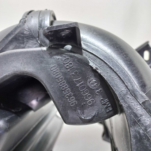 Coletor Admissão Peugeot 2008 2018 1.6 Automático