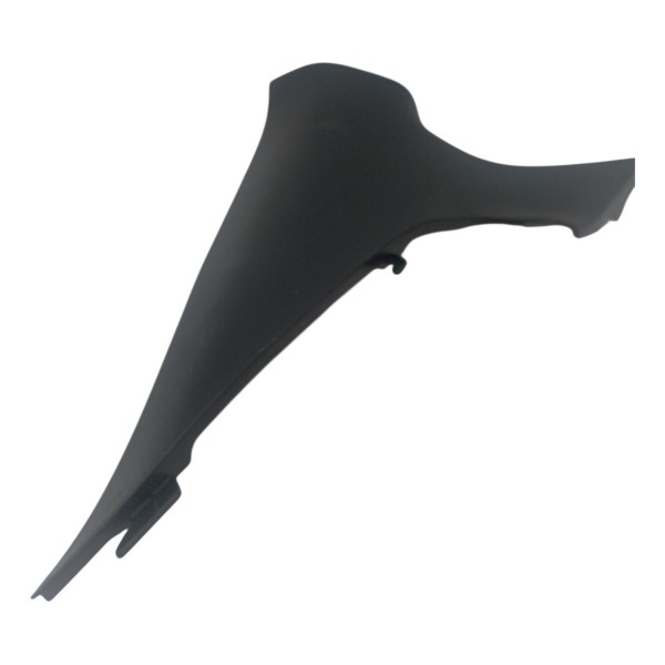 Acabamento Coluna Traseira Esquerda Nissan Versa 2018 2019