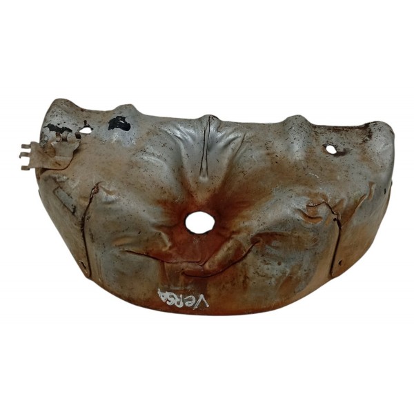 Defletor Calor Coletor Escape Nissan Versa 1.6 2018 2019