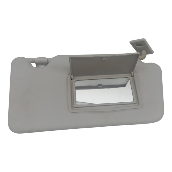 Quebra Sol Direito C/espelho Nissan Versa  2017 2018 2019