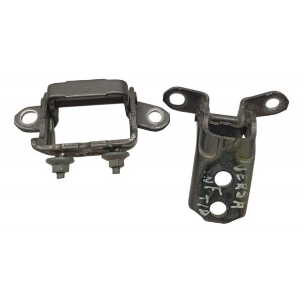 Dobradiça Porta Traseira Direita Nissan Versa 1.6 2018 2019