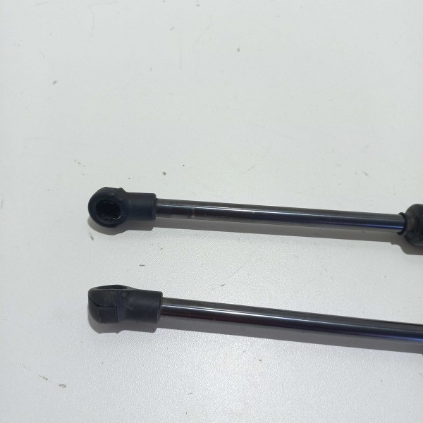 Par Amortecedor Porta Malas Renault Kwid 2020