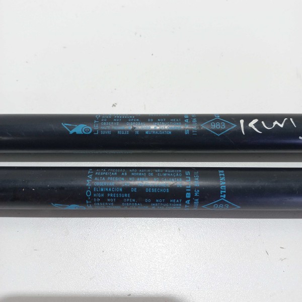 Par Amortecedor Porta Malas Renault Kwid 2020