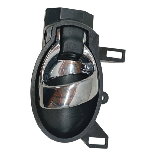 Maçaneta Interna Dianteira Direita Nissan Versa 1.6 2019 Dianteira