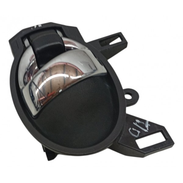 Maçaneta Interna Traseira  Direita Nissan Versa 1.6 2019 Traseira