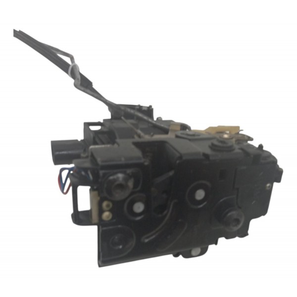 Fechadura Traseira Direita Volkswagen Golf 2.0 2001 2002