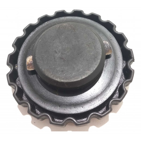 Tampa Óleo Motor Chevrolet Corsa  Preto