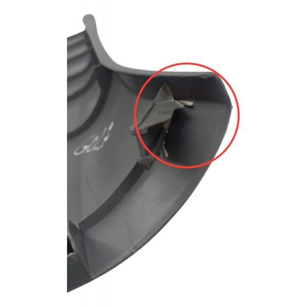 Moldura Coluna Esquerda Volkswagen Golf 2001 Detalhe