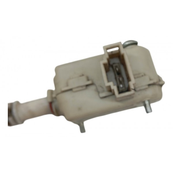 Trava Portinhola Volkswagen Golf 2.0 2001 2002 2003 2004