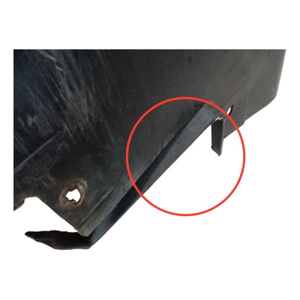 Parachoque Dianteiro Fiat Siena 1.0 2008 2009 2010 Detalhe