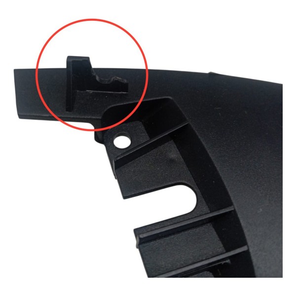 Moldura Interna Retrovisor Direito Vw Golf 2.0 2001 Detalhe