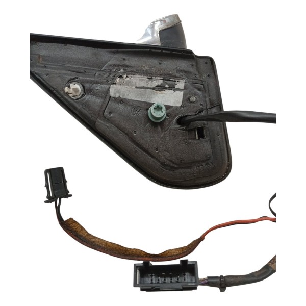 Retrovisor Direito Volkswagen Golf 2.0 2001 2002 Detalhe