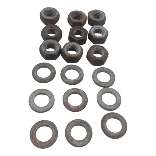 Kit Porca Arruela Fixação Coletor Admissão Gm Celta 1.4 2013