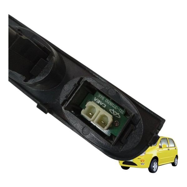 Moldura Botão Pisca Alerta Alarme Chery Qq 1.0 2014 2015