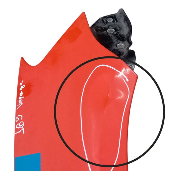 Paralama Dianteiro Direito Volkswagen Voyage 2015 Detalhe