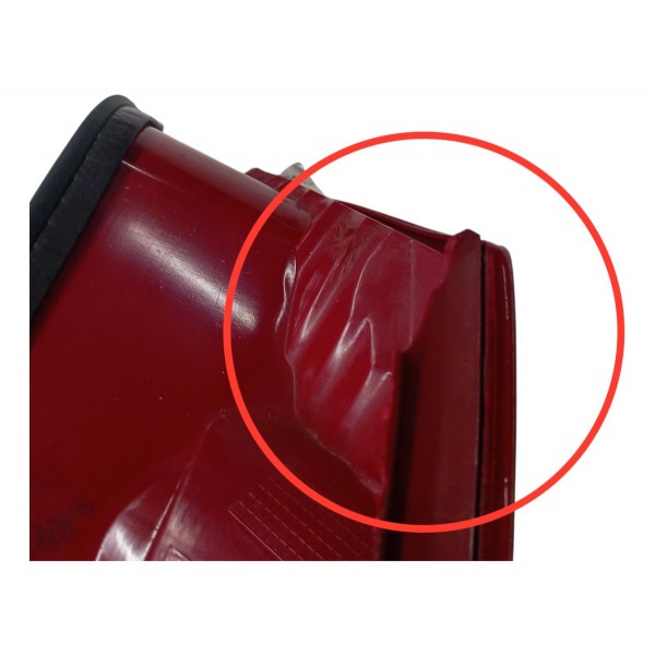 Lanterna Traseira Direita Fiat Siena 1.0 2008 2009 Detalhe Direito/passageiro