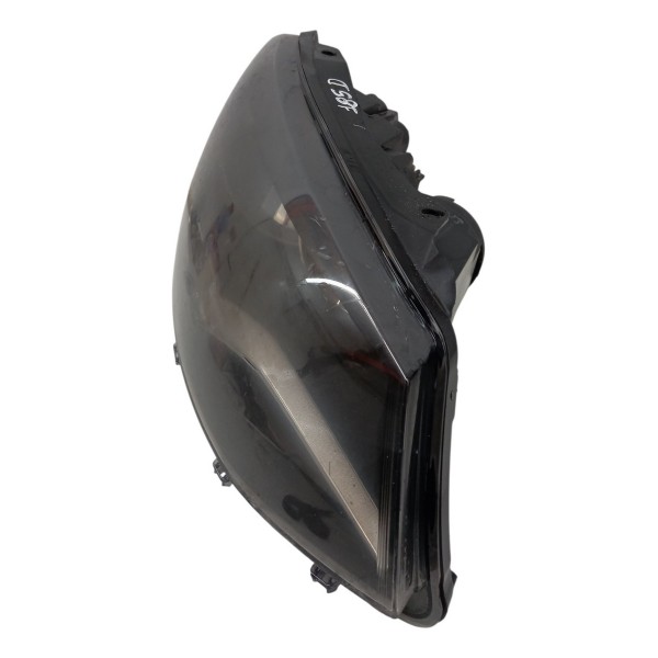 Farol Direito Volkswagen Voyage Gol 1.6 2013 2014 2015 2016 Direito/passageiro