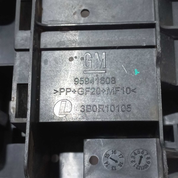 Carcaça Caixa Fusível Chevrolet Onix 2019