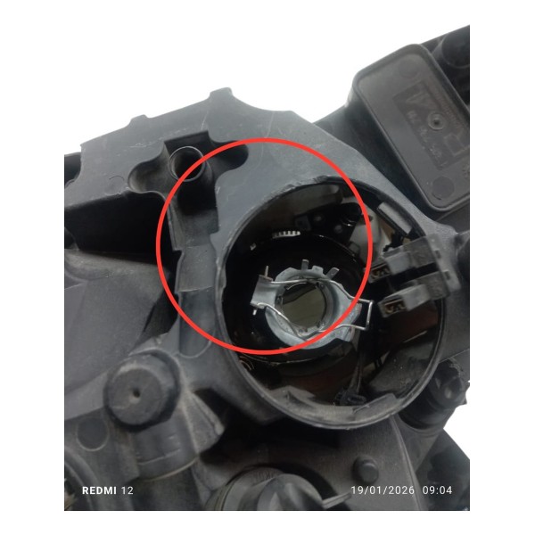 Farol Direito Mercedes C180 2008 2009 2010 2011 Detalhes Esquerdo/motorista