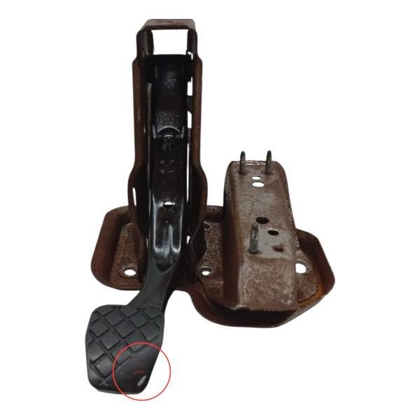Pedaleira Pedal Freio Volkswagen Voyage 2014 2015 Detalhe