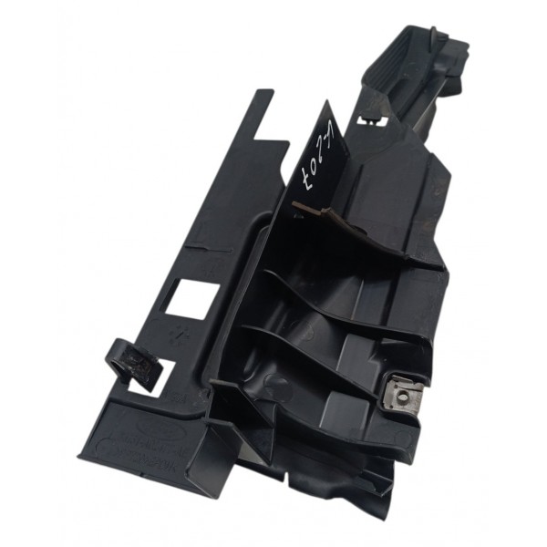 Acabamento Superior Esquerdo Churrasqueira Ford Focus 2015