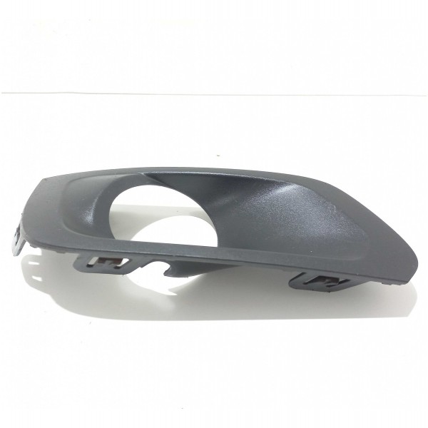 Moldura Farol Milha Lado Esquerdo Chevrolet Onix 2019 Preto Esquerdo