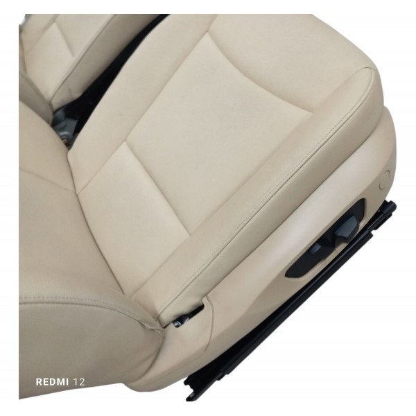 Jogo Bancos Couro Bmw X1 S Drive 2.0 N20 2013 2014 Detalhe Creme