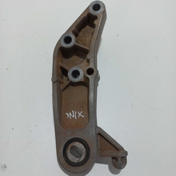 Suporte Do Câmbio Gm Onix 2014 1.4 Prata