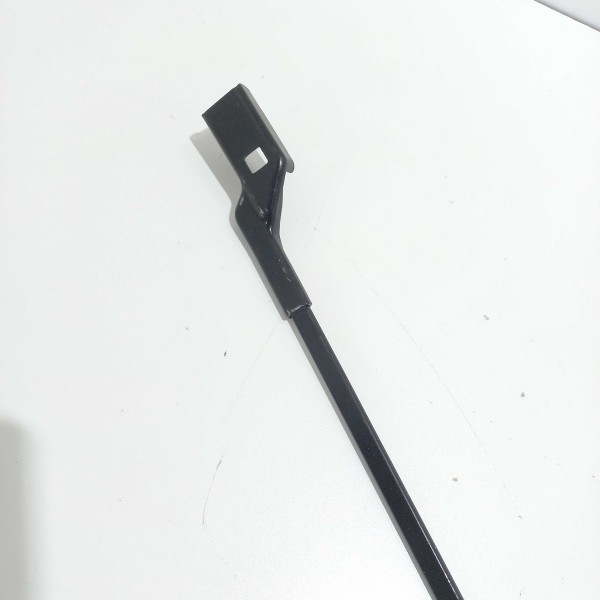 Braço Limpador Lado Direito Passageiro Gm Onix 2019 1.4 Direito