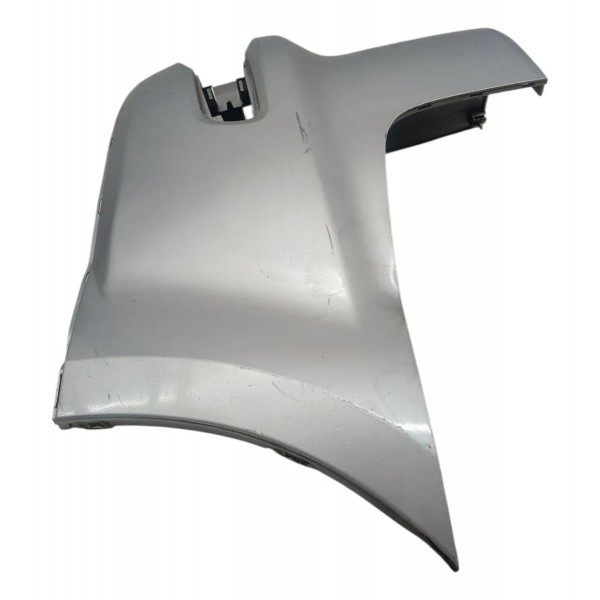 Ponteira Parachoque Traseiro Direito Mitsu Outlander Detalhe