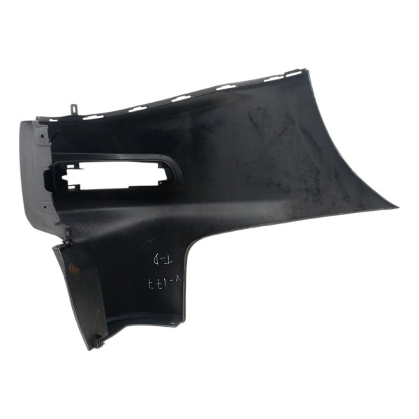 Ponteira Parachoque Traseiro Direito Mitsu Outlander Detalhe