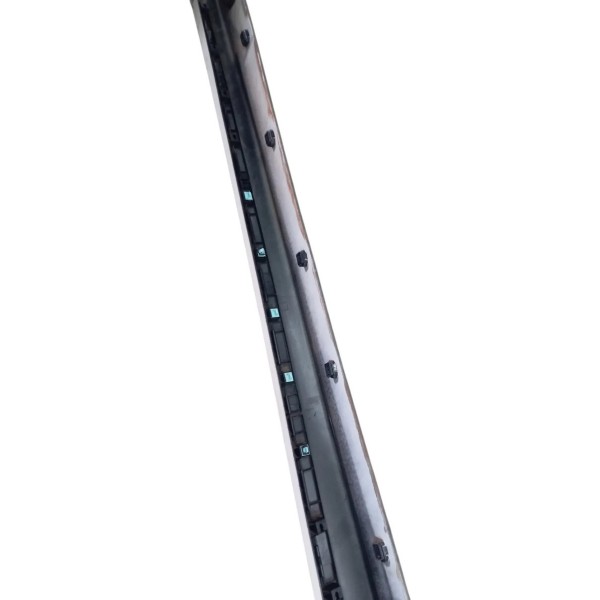 Spoiler Lateral Esquerdo Hyundai Azera 3.0 2013 Detalhe Branco