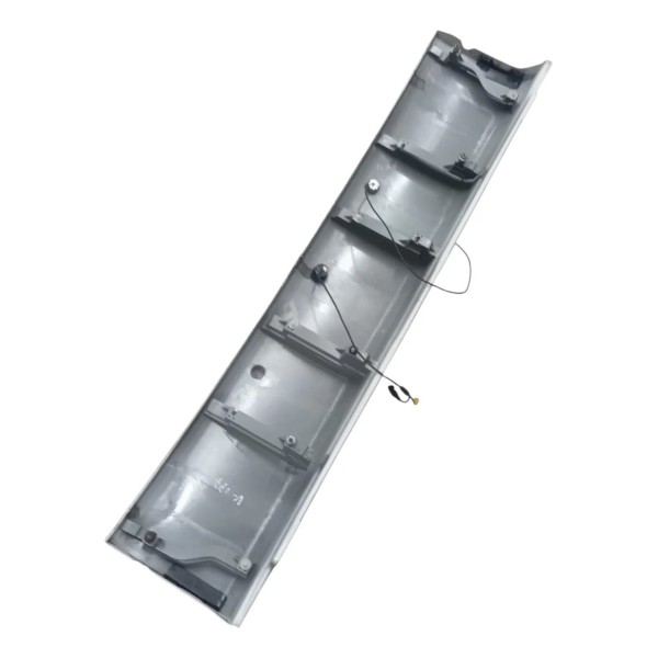 Aplique Tampa Traseira Mitsubishi Outlander 3.0 2010 Detalhe Cinza