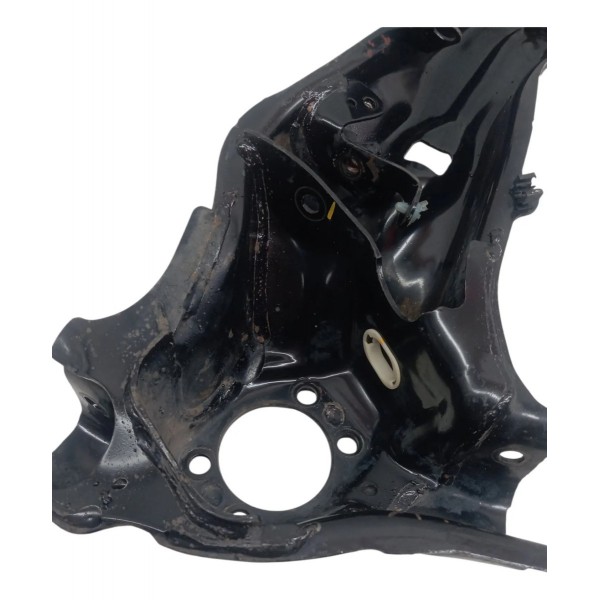 Bandeja Suspensão Traseira Direita Mitsubishi Outlander 3.0