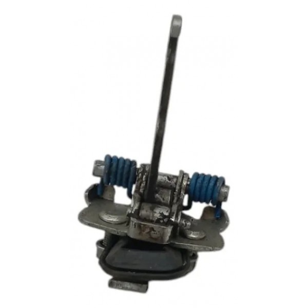 Limitador Traseiro Esq Renault Sandero 2011 2012 2013 2014