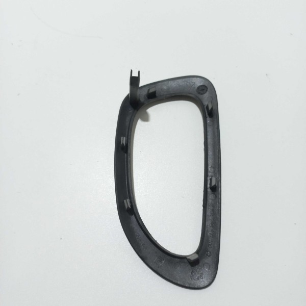 Moldura Maçaneta Interna Dianteiro Esquerdo Peugeot 307 Sw Dianteira