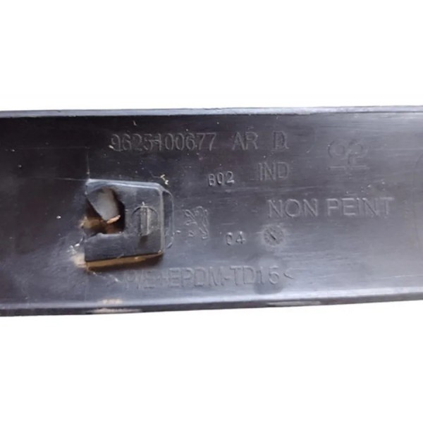 Friso Porta Traseira Direita  Peugeot 206